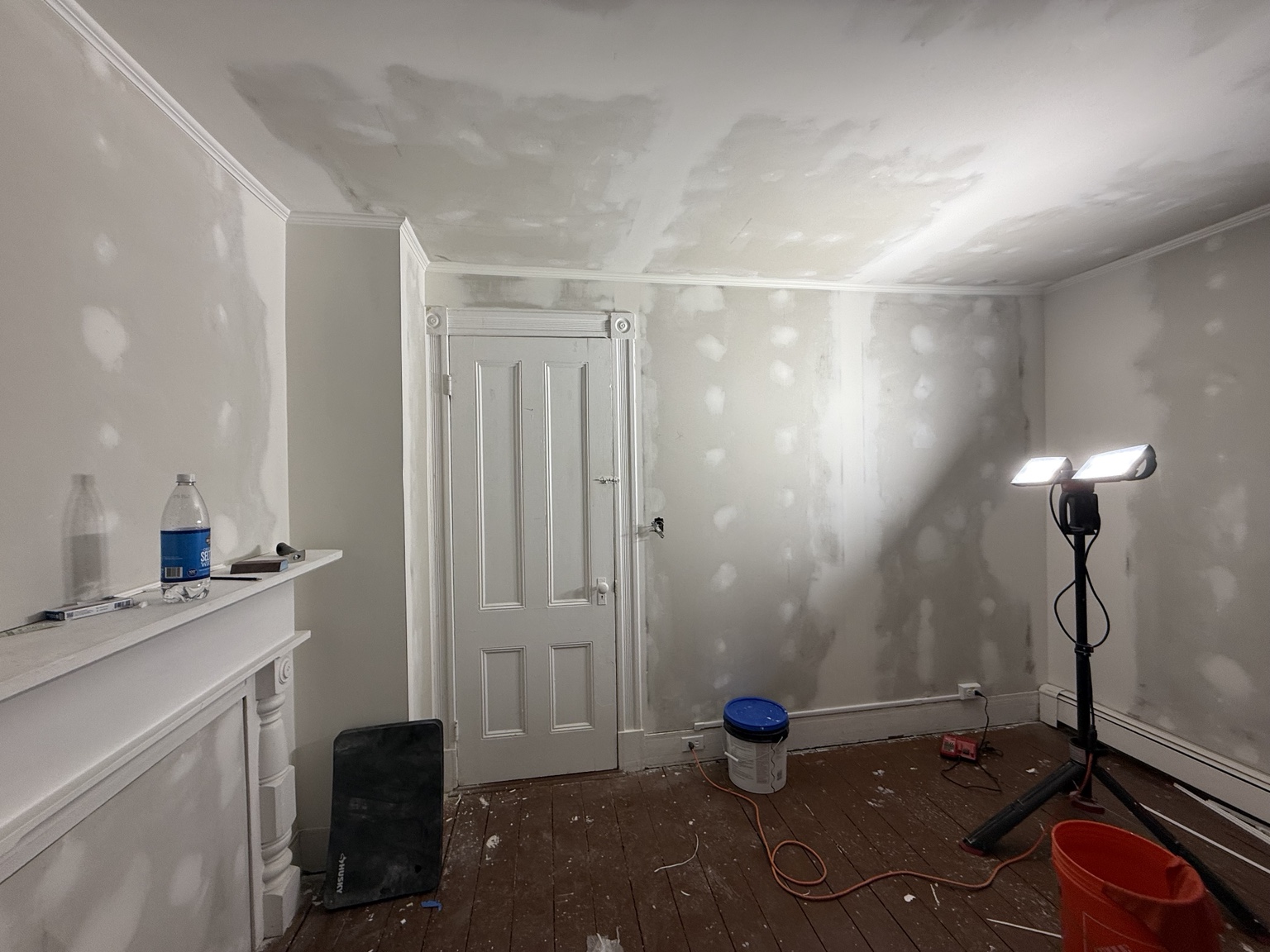 Interior room prep with work lights